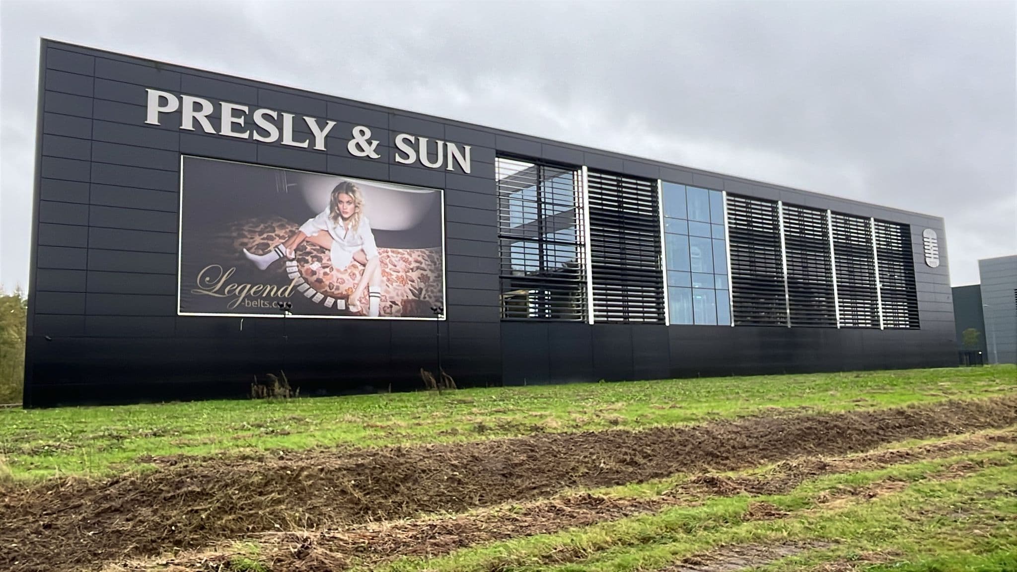 Crafting premium leather belts